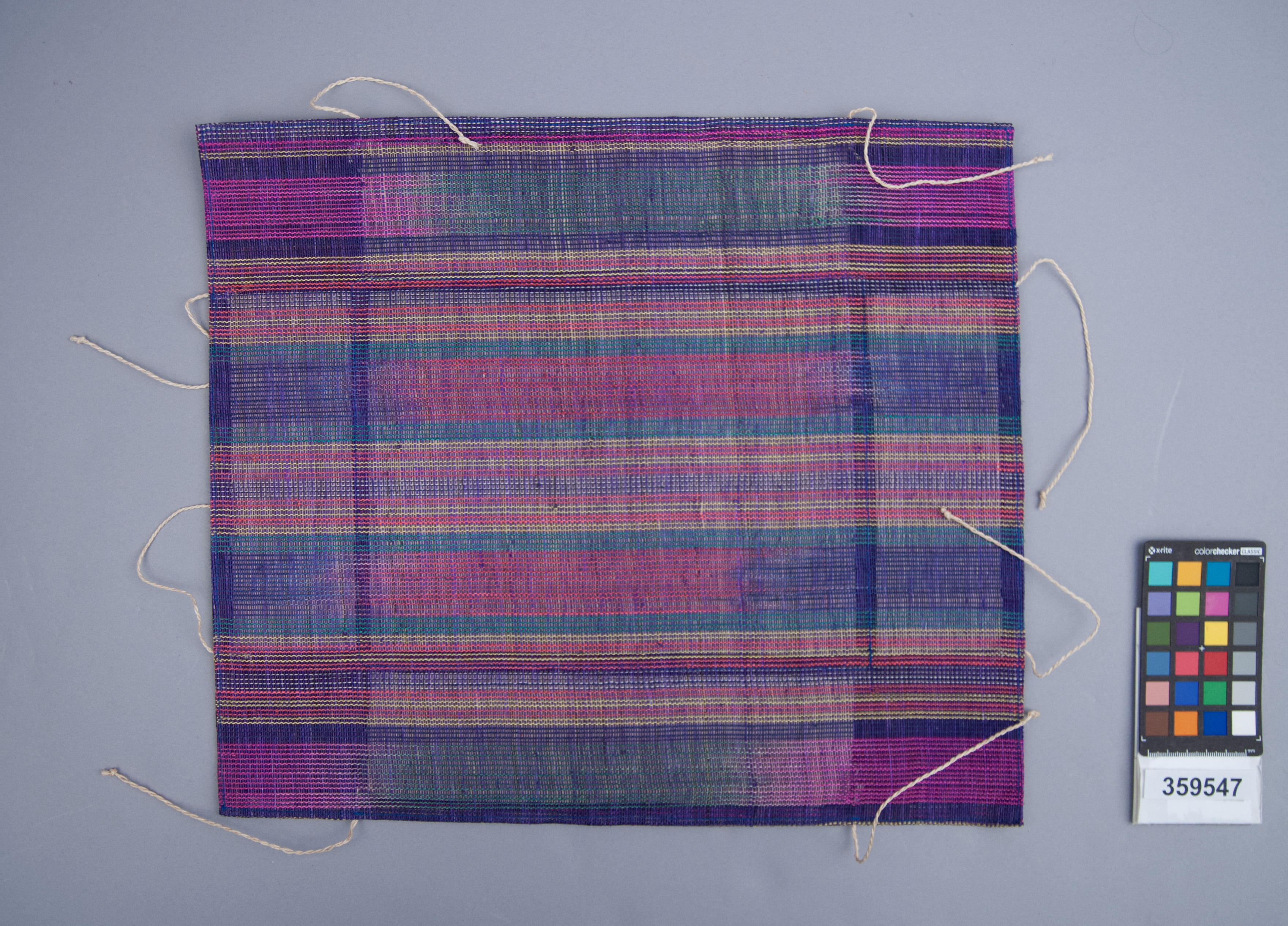 Reference image, overall view  