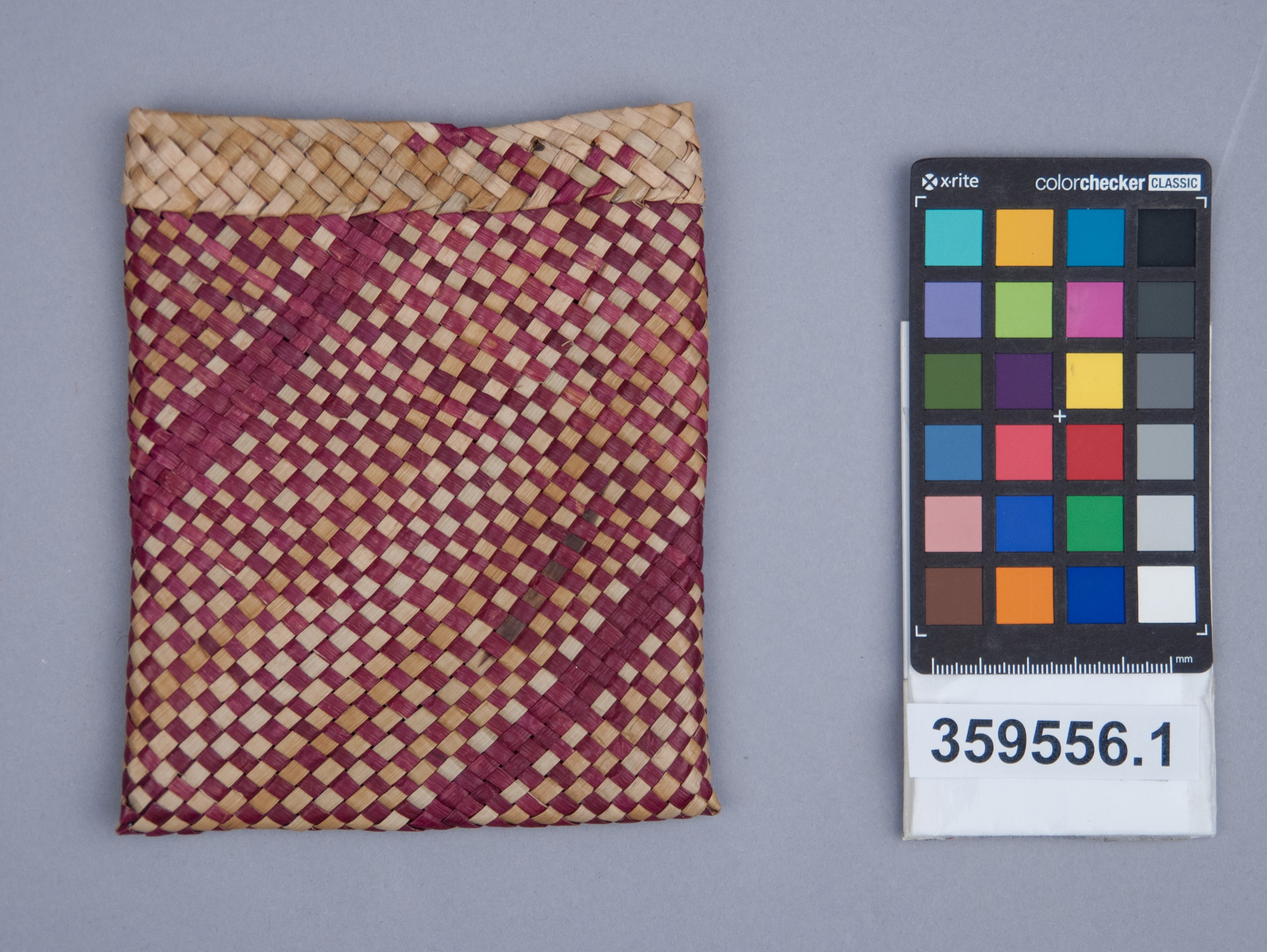 Reference image, overall view  