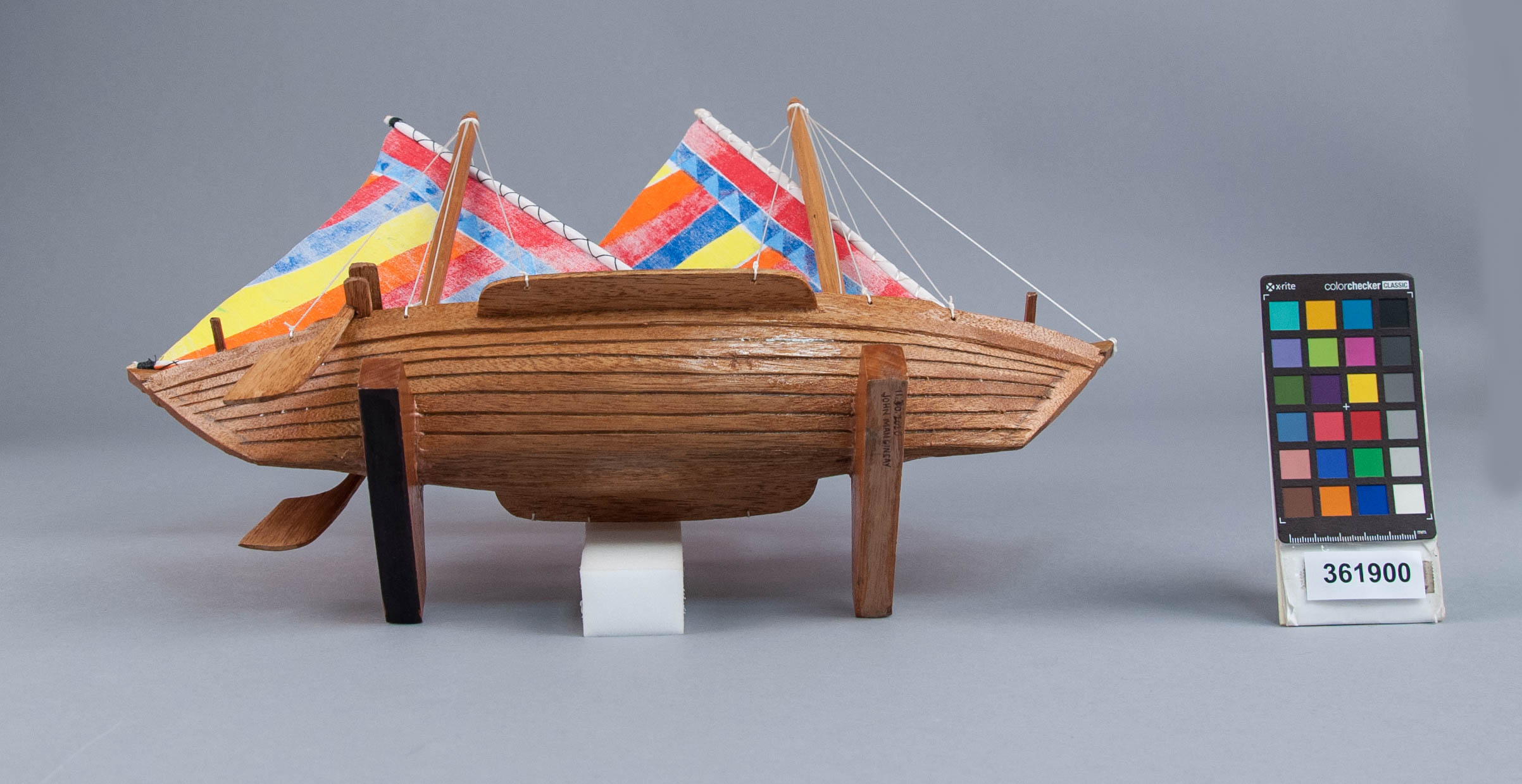 reference image, bottom view 