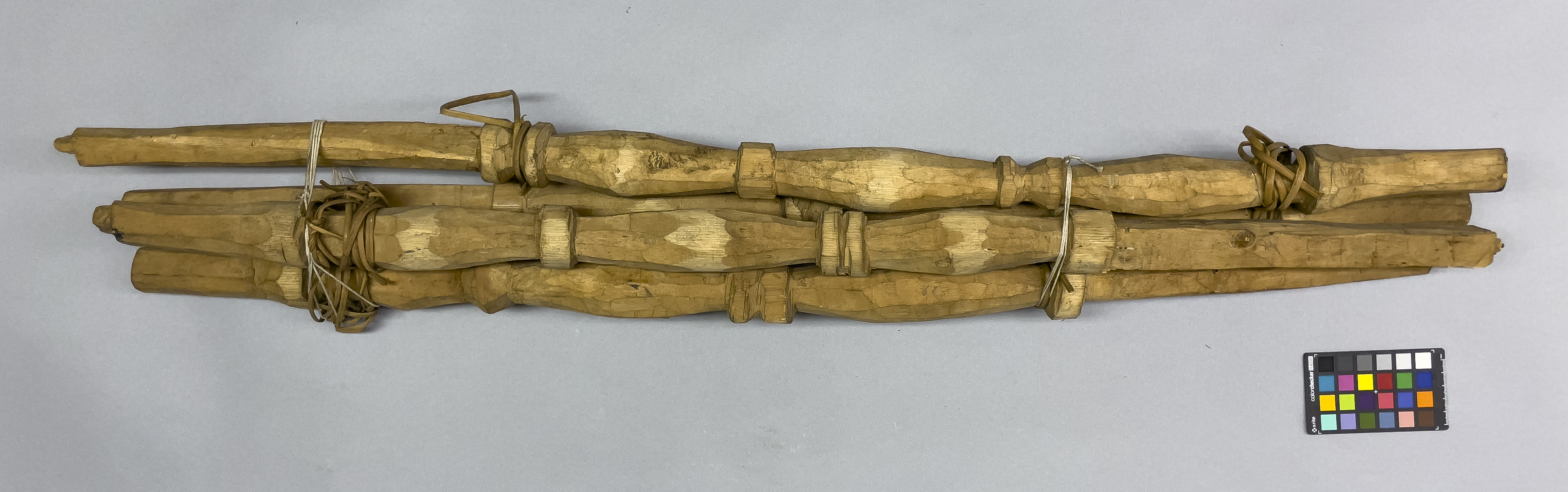 overall view of table legs 