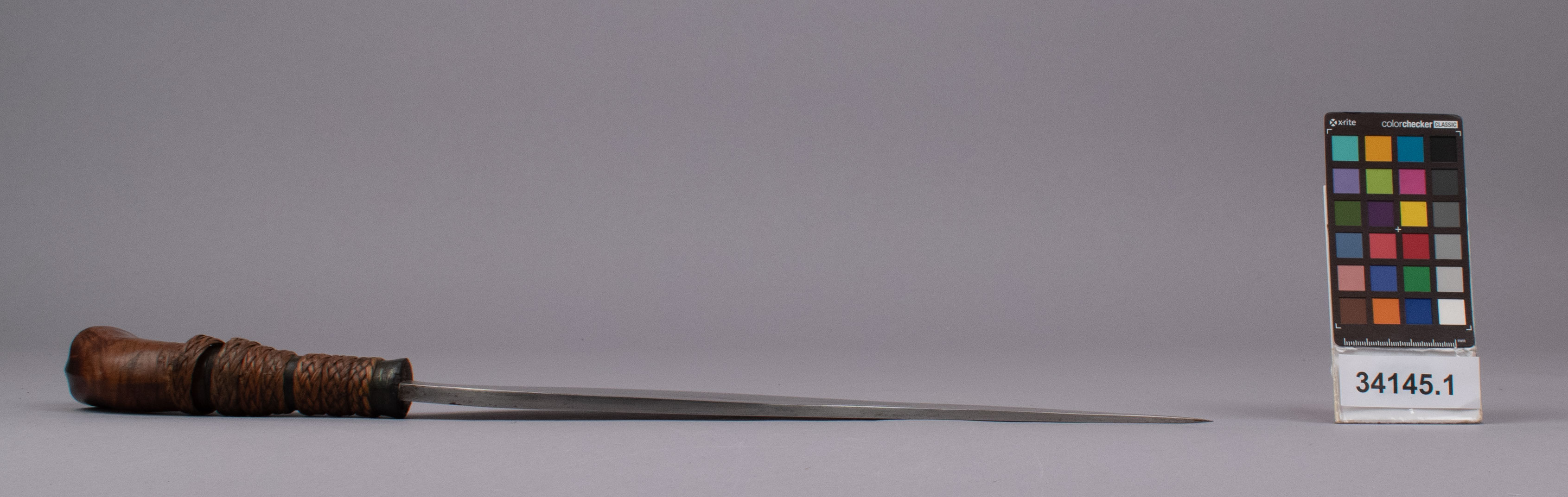 reference image, right view 