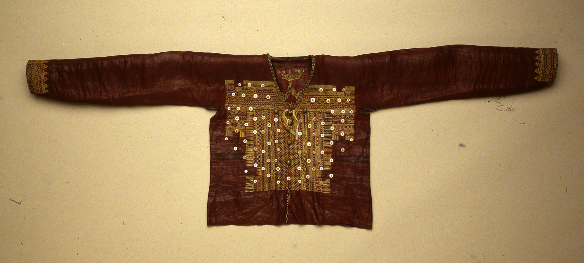 Jacket embroidered hemp, buttons, metal 