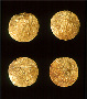 239137: Gold 4 ornaments